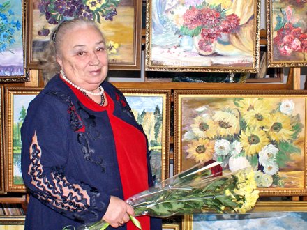 «Ее картины похожи на ярких птиц»