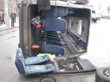 В Запорожье маршрутка столкнулась с грузовиком. Есть жертвы