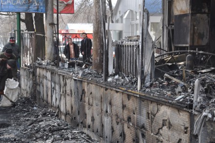 В центре Донецка сгорел магазин