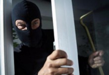 В Донецкой области хозяин запер вора в своей квартире