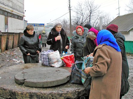 Рука, которая кормит?