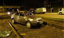 В Донецкой области четверо подростков разбились на угнанном автомобиле (ФОТО)