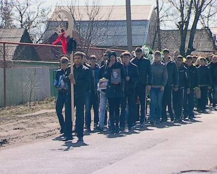 Красноармейск простился с молодым боксером Равшаном Тураджовым (ФОТО)