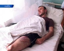 Во Львове милиционеры жестоко избили двух посетителей пиццерии