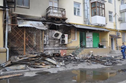 В Донецке горел супермаркет "Обжора"