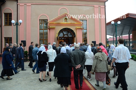 Освящение храма святых равноапостольных царей Константина и Елены Освящение храма святых равноапостольных царей Константина и Елены