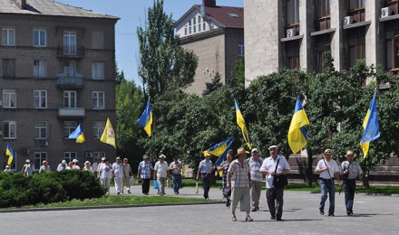 Чернобыльцы уже три дня митингуют в Донецке