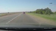 Пассажирку легковушки убило кирпичом, выпавшим из встречного КАМАЗа