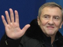 Леонид Черновецкий ушел в отставку