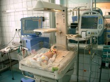 В Донецке умерла полугодовалая девочка, доведенная до истощения родителями