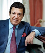 Иосиф Кобзон отмечает сегодня 75-летие