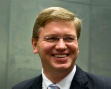 Фюле в феврале выступит перед украинскими депутатами