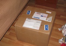 В посылке из США вместо духов Chanel нашли оптические прицелы и пули