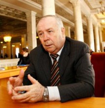 Рыбак предложил "заморозить" парламент