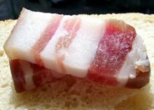 Макеевчанина задержали за контрабанду сала