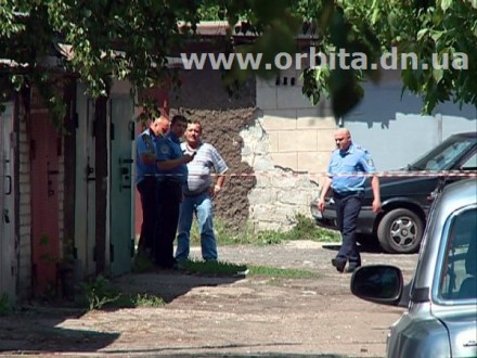Трое погибших, найденных в гараже в Красноармейске, были застрелены (ОБНОВЛЕНО, ФОТО)