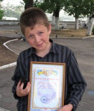 12-летний школьник из Севастополя нашел сбежавшую из дома девочку - и получил смартфон
