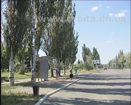 В Красноармейске появились два новеньких остановочных комплекса (ФОТО)