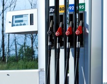 Украинские автозаправки массово торгуют некачественным бензином