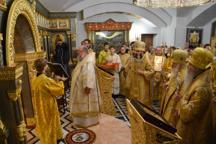 Блаженнейший Владимир освятил нижний храм Богоявленского кафедрального собора в Горловке