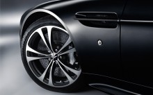 Украинцы активно скупают Aston Martin,Maybach,Rolls-Royce и Porsche