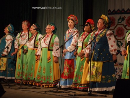 В Красноармейске прошел фестиваль украинской и зарубежной песни