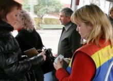 В Донецке за хамство и присвоение средств увольняют контролеров