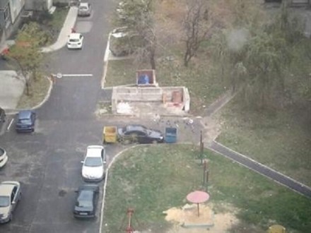 Как донецкие мусорщики мстят наглым водителям 