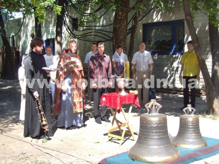 В 2008-м над Свято-Михайловским храмом раздался колокольный звон