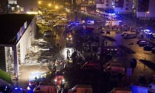 В Риге обрушилась крыша торгового центра, погибли люди