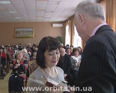 Соцработников Красноармейска поздравили с профессиональным праздником