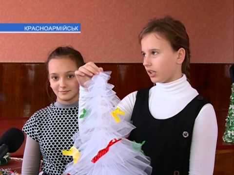 В Красноармейской многопрофильной гимназии ёлки эксклюзивные