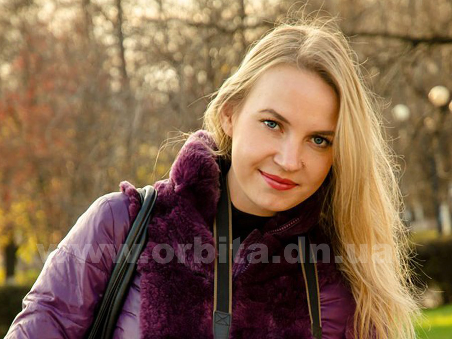 Журналист Анастасия Сальниченко: «Охранник Януковича носил меня на руках»