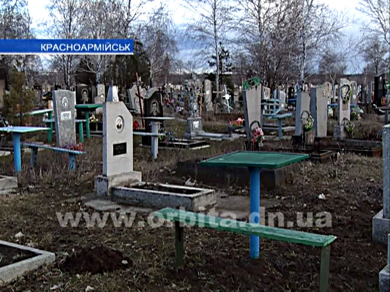 Коммунальные службы начали работу по благоустройству города