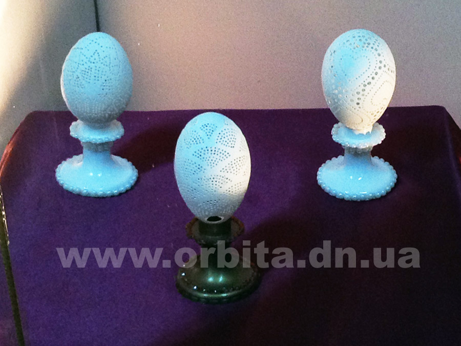 Жительница Красноармейского района презентовала выставку пасхальных яиц