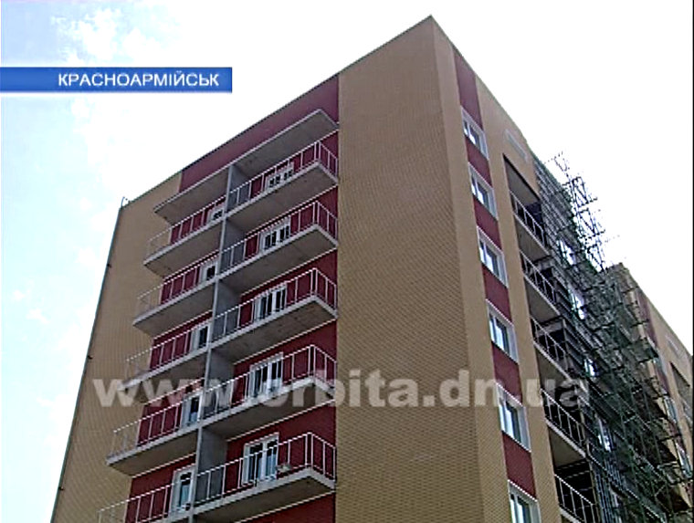 Возобновлено строительство многоэтажек в микрорайоне «Лазурный»