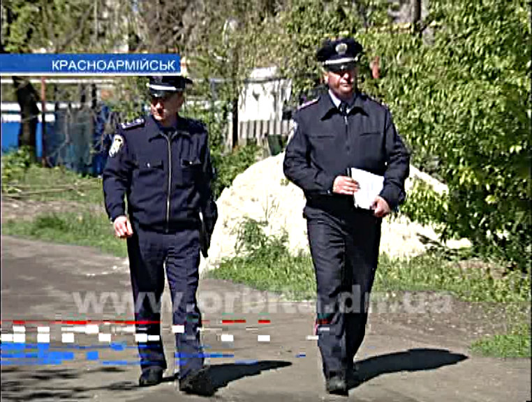 Участковые милиционеры активно знакомятся с жителями Красноармейска