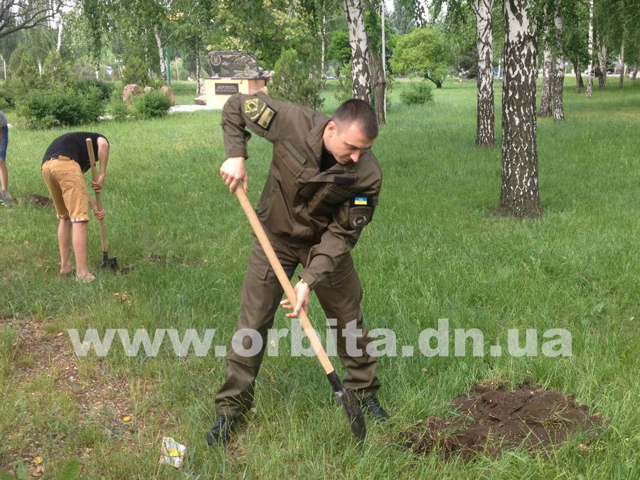 Mili_derevo_sadit_01.06.2015