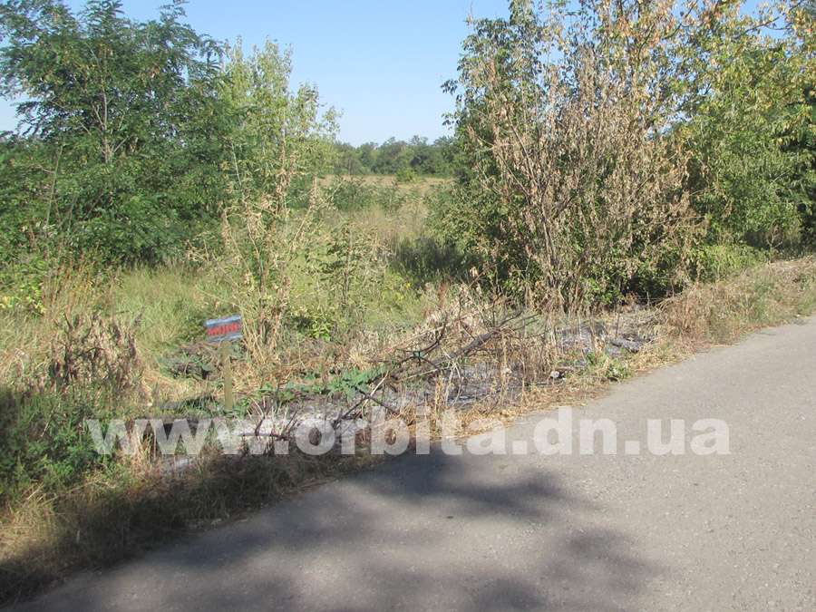 Dinas_kladbische_miny02