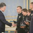 Poroshenko_police