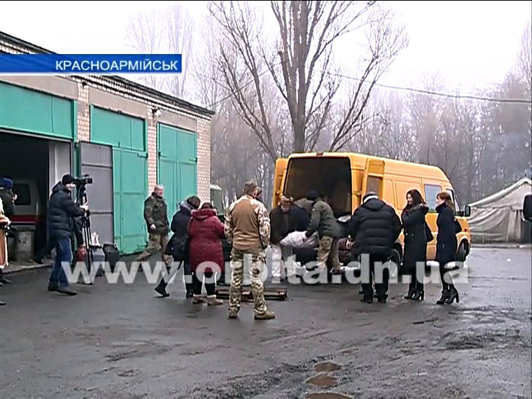 Военный госпиталь получил гумпомощь от волынских волонтеров