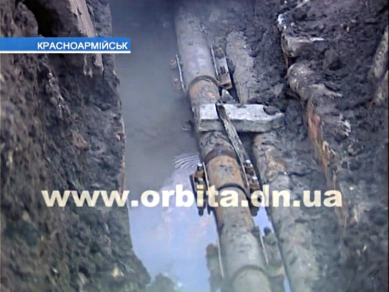 Проблема жителей ул. Лихачева: дырявые трубы или грунтовые воды?