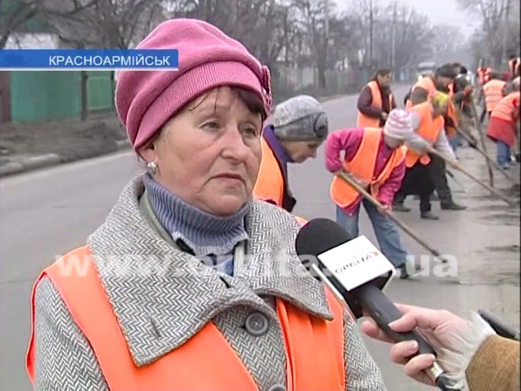 В Красноармейске в разгаре весенняя уборка города