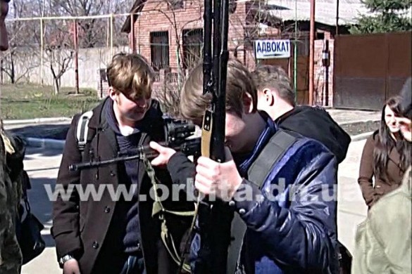 Отправимся в отдел полиции и увидим арсенал военного вооружения