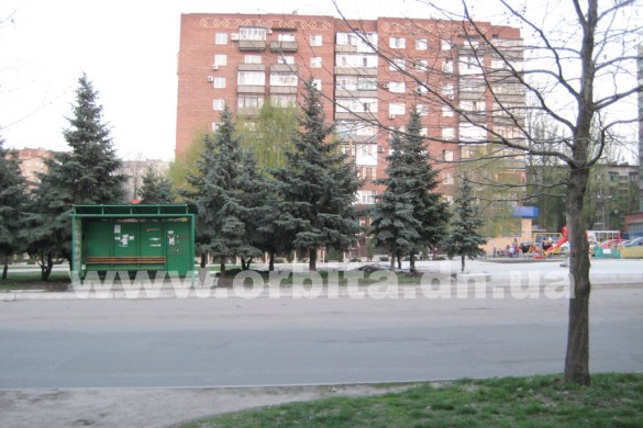 Тайное становится явным, или Чем в м-не «Шахтерский» заменят батут?