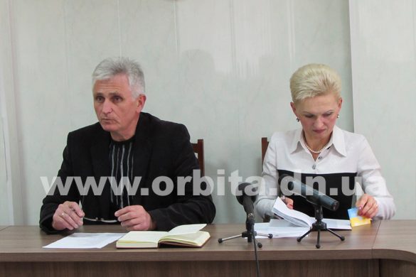 В Покровске прошло заседание транспортной комиссии с земельным уклоном