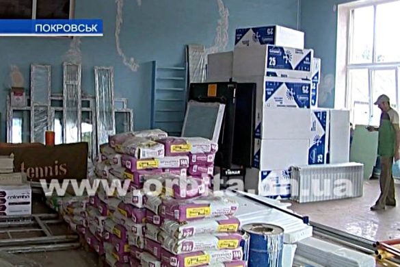 В ДЮСШ продолжается ремонт