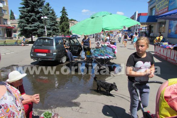 В Покровске расширяется география стихийной торговли