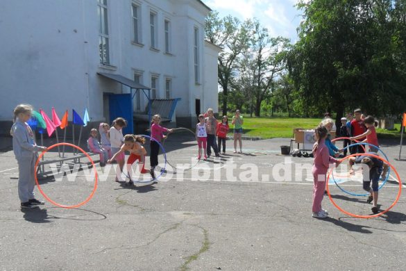 В пришкольном лагере в поселке Шевченко активно провели «Олимпийский день»