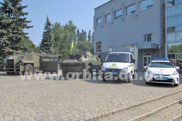 День Нацполиции в Покровске. Выставка техники и оружия
